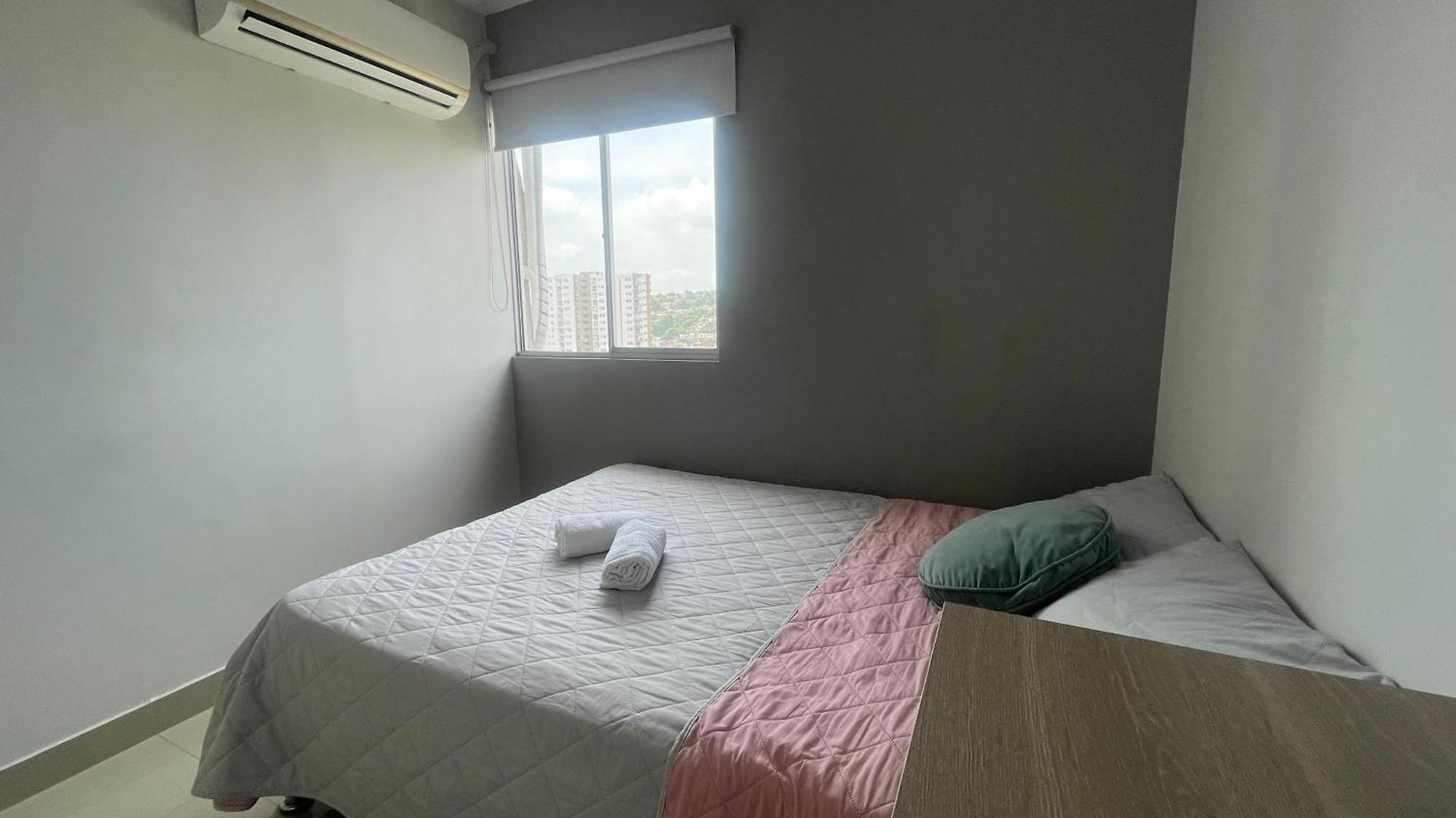 Apartamento Mirador Del Cielo Piso 19 *